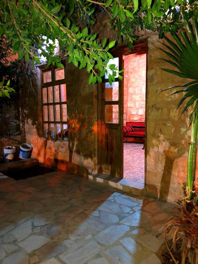 The Orient Home Wadi Musa Exteriör bild